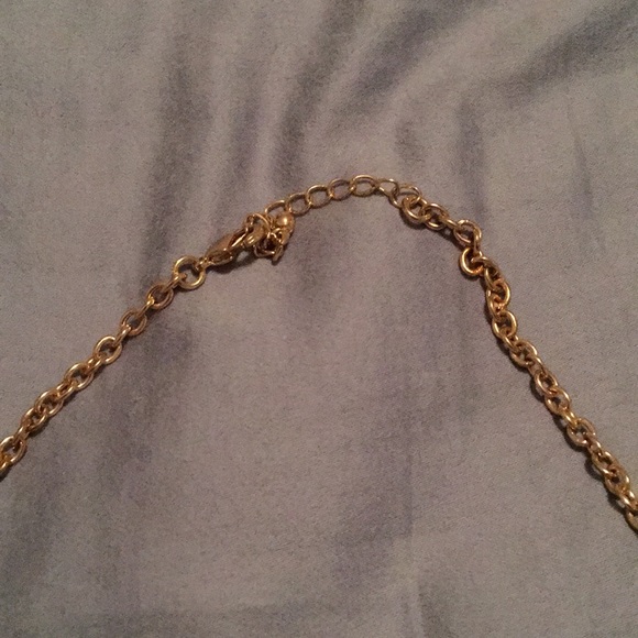 Green stone necklace - Picture 3 of 3